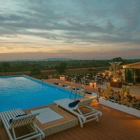 Sunset Palace View Suites Mandalaj Zewnętrze zdjęcie