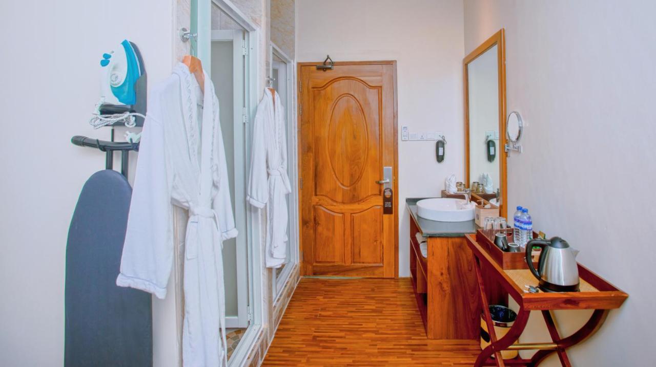 Sunset Palace View Suites Mandalaj Zewnętrze zdjęcie